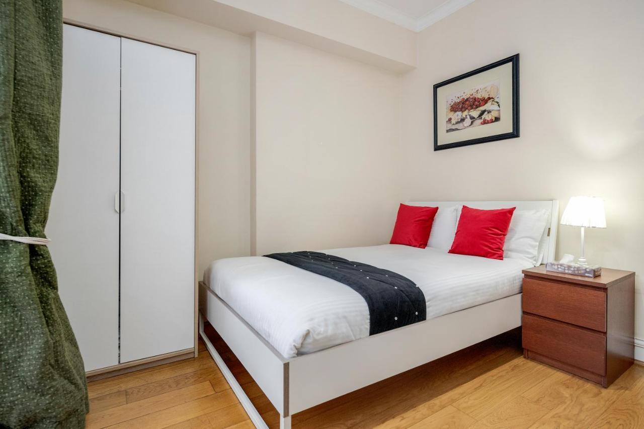 Oxford Street Homestay Лондон Екстериор снимка