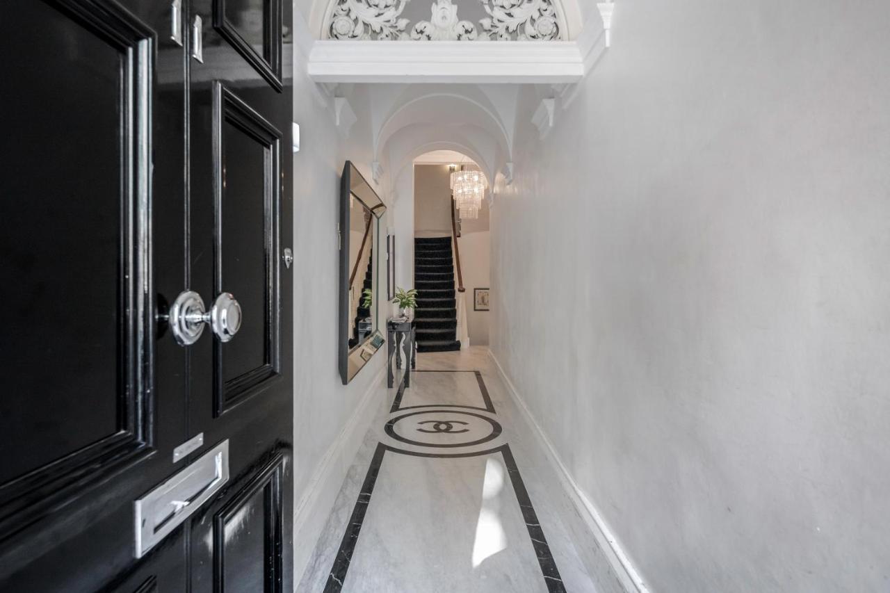 Oxford Street Homestay Лондон Екстериор снимка