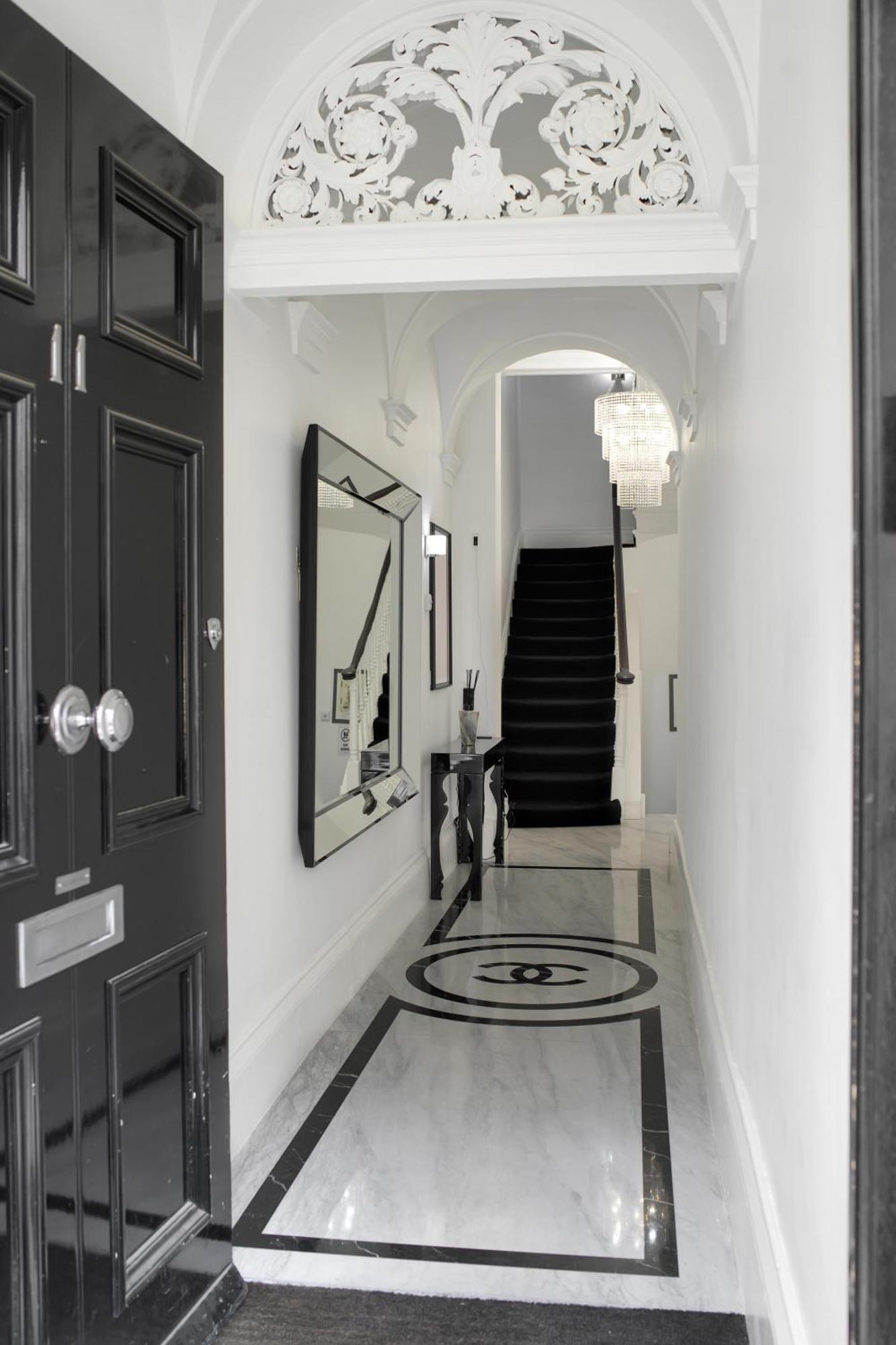 Oxford Street Homestay Лондон Екстериор снимка